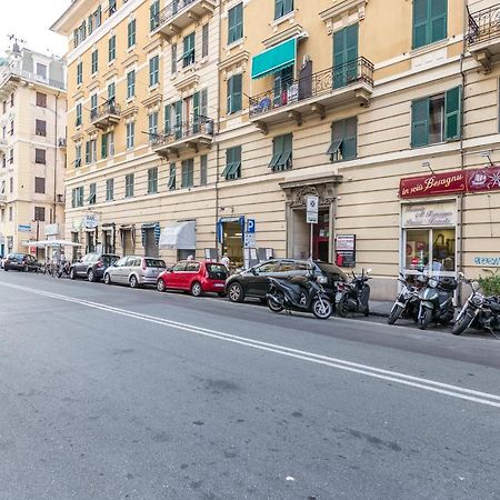 Il Mondo In Una Stanza Генуа Екстериор снимка